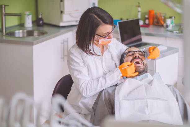 Best Dentist Open Late Near Me  in Willoughby Hills, OH